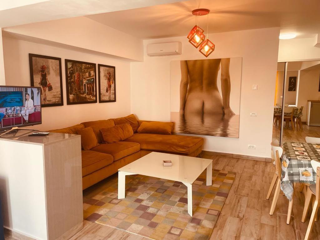 Rohan Studio One Lejlighedshotel Năvodari Eksteriør billede