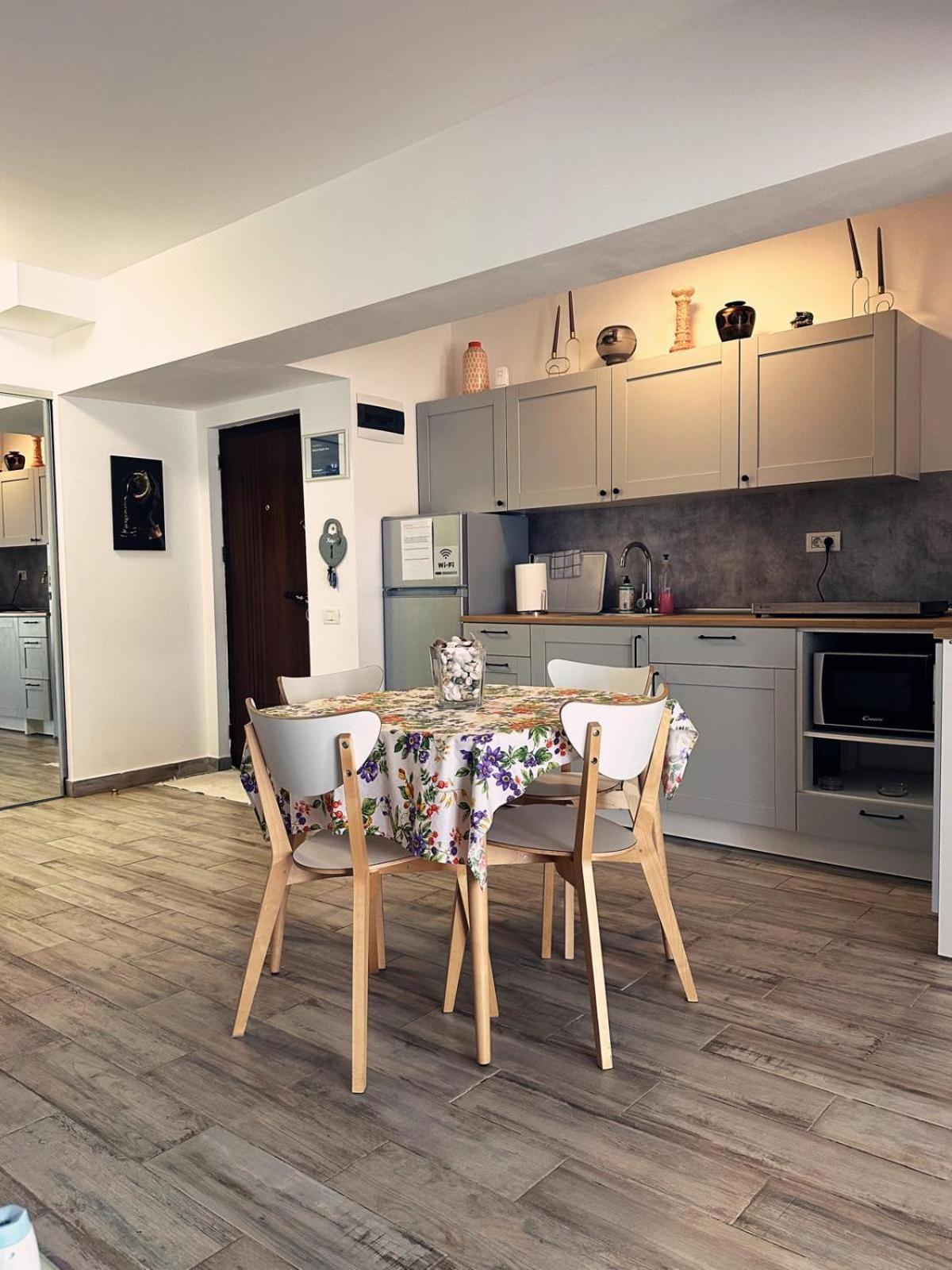 Rohan Studio One Lejlighedshotel Năvodari Eksteriør billede